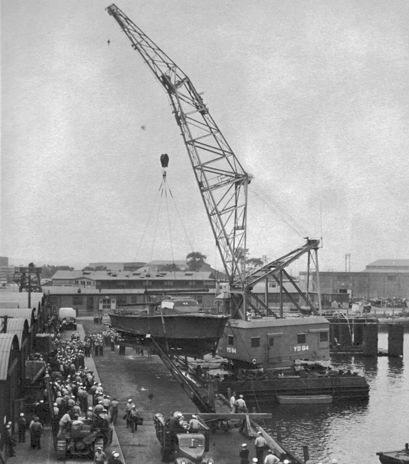 YD Barge with Crane